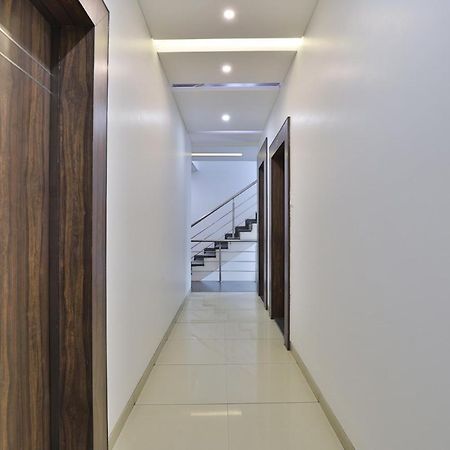 Hotel Planet Vadodara Exterior foto